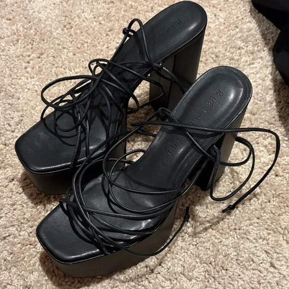 Gianni Bini Black Platform Lace-Up Sandals - Picture 1 of 4